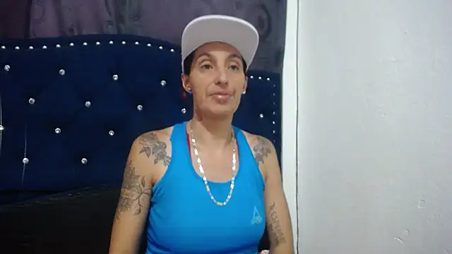 anyu1306 online show from December 2024 09:20:01 PM