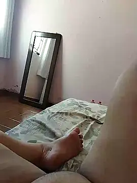 Snapshot of loiradiva29 chatting on December 2024 04:01:02 PM loiradiva29 online show from December 2024 04:01:02 PM