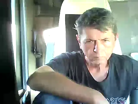 Snapshot of czarek888 chatting on October 2025 02:13:01 PM czarek888 online show from October 2025 02:13:01 PM