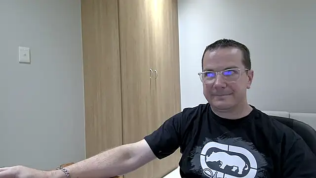 BrettJ81 online show from March 2025 03:04:01 PM