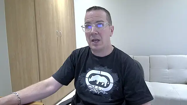 Snapshot of BrettJ81 chatting on March 2026 02:31:02 PM BrettJ81 online show from March 2026 02:31:02 PM