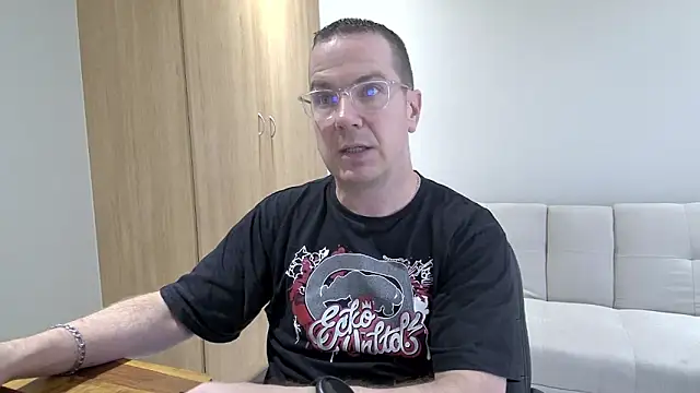 Snapshot of BrettJ81 chatting on March 2026 02:33:02 PM BrettJ81 online show from March 2026 02:33:02 PM
