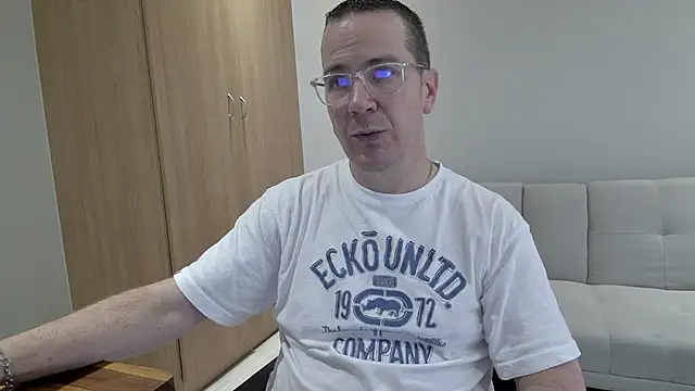 Snapshot of BrettJ81 chatting on March 2026 02:06:01 PM BrettJ81 online show from March 2026 02:06:01 PM