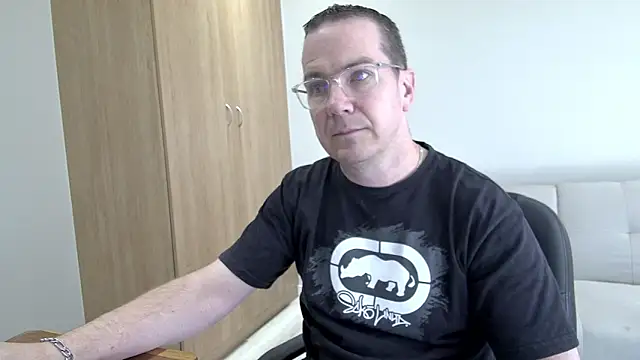 Snapshot of BrettJ81 chatting on April 2026 12:13:01 PM BrettJ81 online show from April 2026 12:13:01 PM