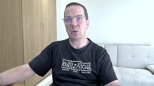 Snapshot of BrettJ81 chatting on April 2026 01:27:02 PM BrettJ81 online show from April 2026 01:27:02 PM