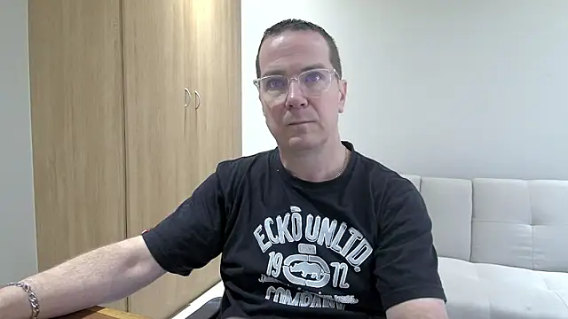 Snapshot of BrettJ81 chatting on April 2026 11:02:02 AM BrettJ81 online show from April 2026 11:02:02 AM
