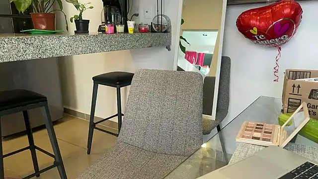 mommy nadin online show from March 2025 08:40:01 PM