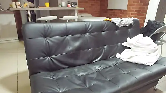 Snapshot of warrenkener chatting on April 2026 02:27:02 AM warrenkener online show from April 2026 02:27:02 AM