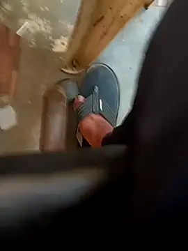 u wan me online show from October 2025 04:31:02 AM