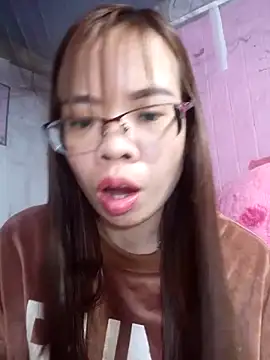 Snapshot of __Mai-love19__ chatting on February 2025 08:13:02 AM   Mai-love19   online show from February 2025 08:13:02 AM