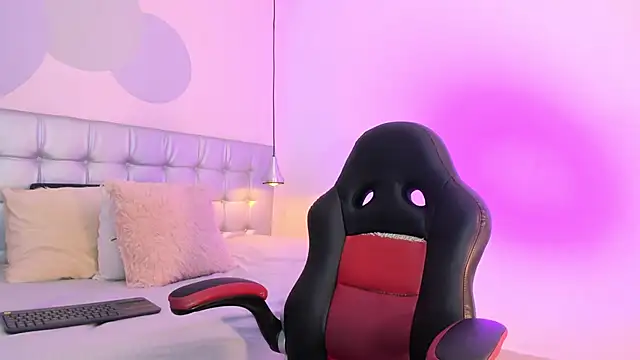 Snapshot of pervert_lizza chatting on February 2025 11:24:02 AM pervert lizza online show from February 2025 11:24:02 AM