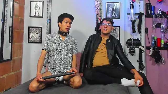 Snapshot of dom2travelersss chatting on March 2025 02:08:01 PM dom2travelersss online show from March 2025 02:08:01 PM