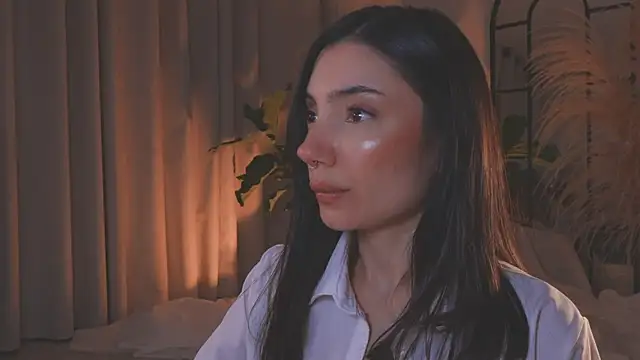 AmyArmstrong online show from September 2025 11:53:02 PM