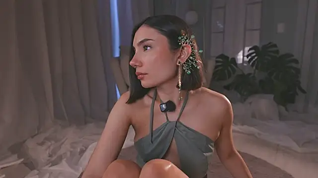 AmyArmstrong online show from April 2026 10:22:02 PM