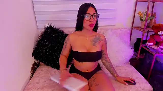 Gypsie velvet1 online show from February 2026 09:19:02 PM