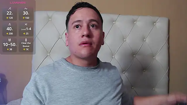 oliver price1 online show from December 2024 04:40:01 PM