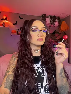 Snapshot of DaniDusan_ chatting on October 2025 07:05:02 PM DaniDusan  online show from October 2025 07:05:02 PM