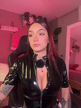 DaniDusan  online show from December 2025 08:16:02 PM