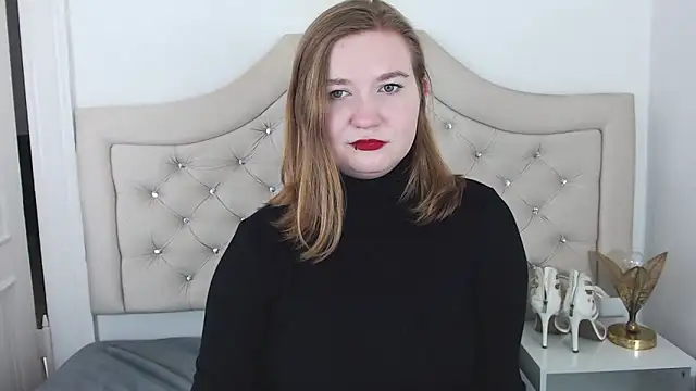 LaraDream online show from January 2025 03:18:01 AM