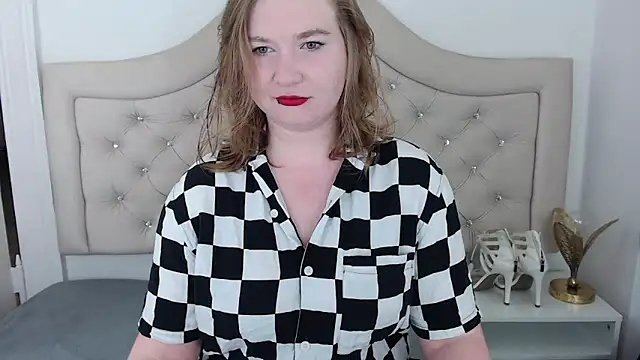 LaraDream online show from January 2025 07:18:02 PM