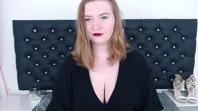 LaraDream online show from March 2025 10:07:02 PM