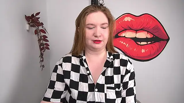 Snapshot of LaraDream chatting on March 2026 03:17:01 PM LaraDream online show from March 2026 03:17:01 PM