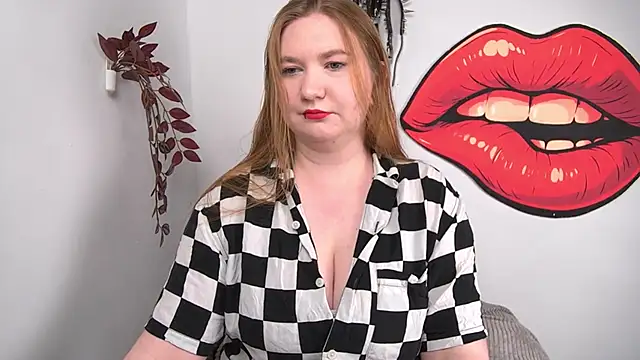 Snapshot of LaraDream chatting on March 2026 04:24:01 PM LaraDream online show from March 2026 04:24:01 PM