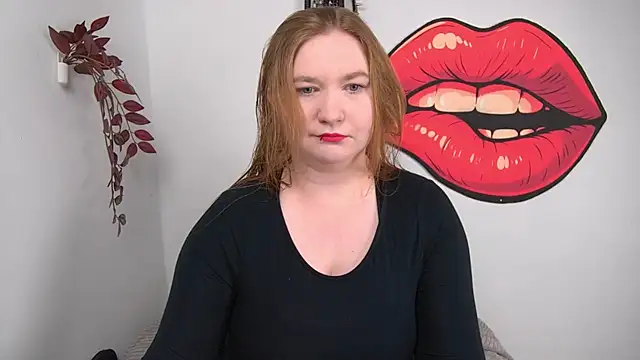 Snapshot of LaraDream chatting on March 2026 03:13:02 PM LaraDream online show from March 2026 03:13:02 PM