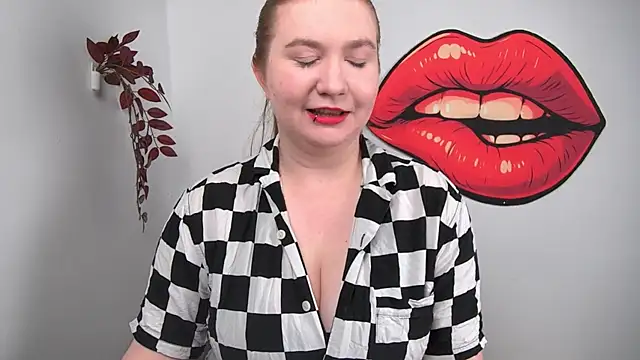 Snapshot of LaraDream chatting on April 2026 12:29:02 PM LaraDream online show from April 2026 12:29:02 PM