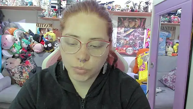 Snapshot of soficammy chatting on April 2026 10:21:02 PM soficammy online show from April 2026 10:21:02 PM