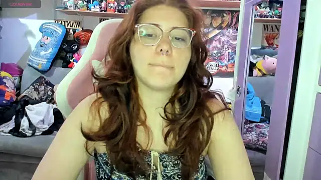 Snapshot of soficammy chatting on May 2026 09:43:01 PM soficammy online show from May 2026 09:43:01 PM