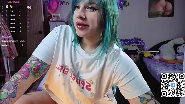 Snapshot of Silvia_Santorskii chatting on April 2026 08:11:01 AM Silvia Santorskii online show from April 2026 08:11:01 AM