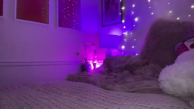 Fitnessbabe69 online show from April 2026 06:44:01 AM