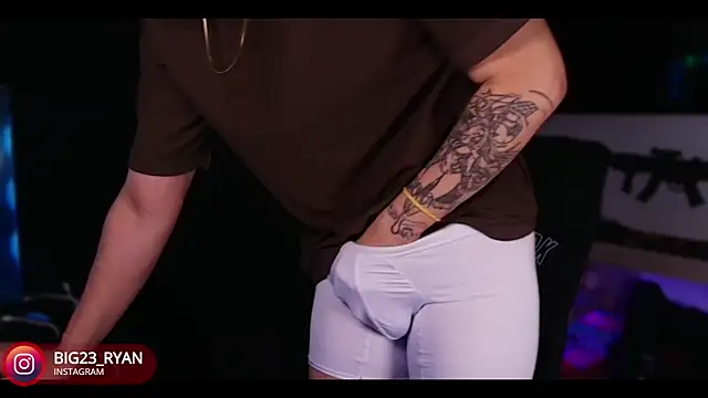 bigryann23 online show from January 2025 01:08:01 AM