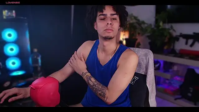 bigryann23 online show from January 2025 06:53:02 PM