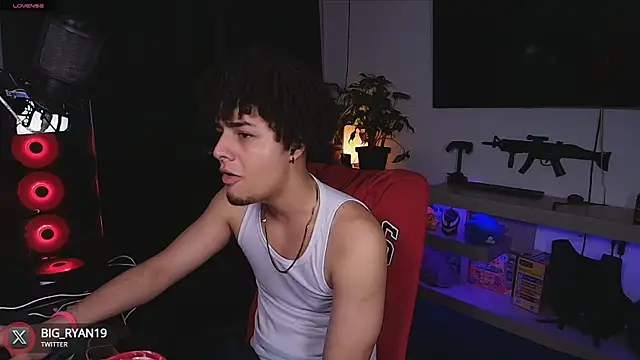 bigryann23 online show from March 2025 03:23:02 AM