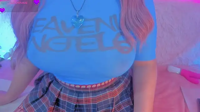 Snapshot of Blessed_Insomnia chatting on April 2026 04:30:02 AM Blessed Insomnia online show from April 2026 04:30:02 AM