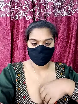 Snapshot of Jasmine_jaaan chatting on April 2026 04:32:01 AM Jasmine jaaan online show from April 2026 04:32:01 AM